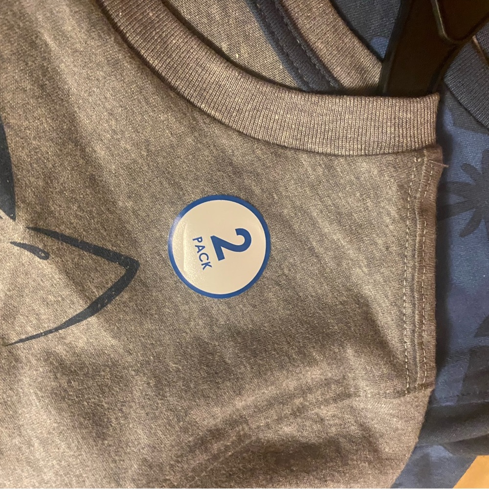 Garanimals Gray Short Sleeve Tee with Fish Graphic- 2 pack - Picture 3 of 4